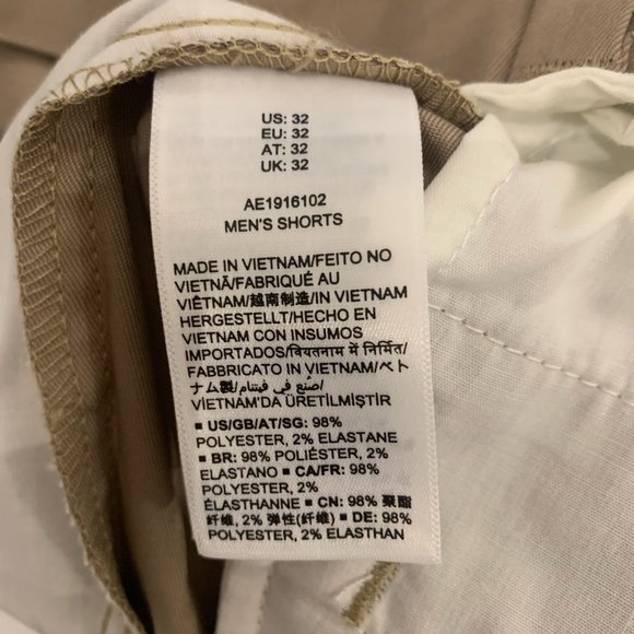 NWT AMAZON ESSENTIALS MEN'S CLASSIC-FIT 9" FLAT FRONT SHORTS KHAKI‎ 32 - Picture 7 of 8